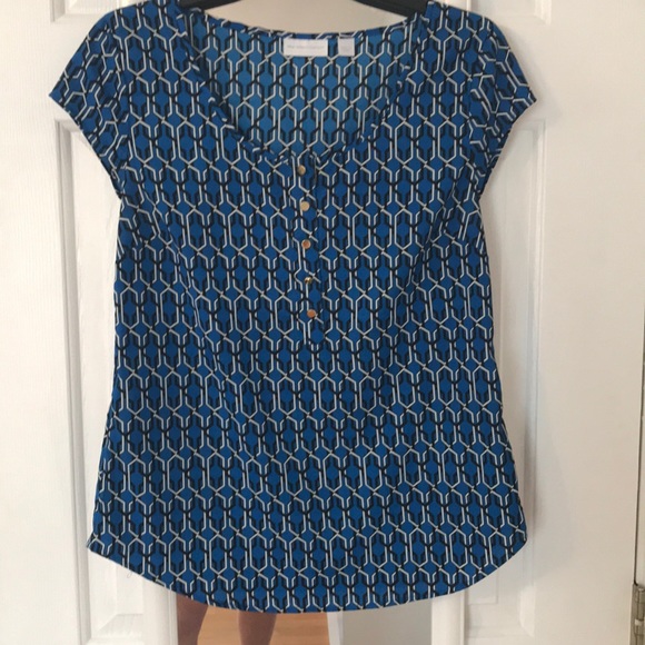 New York and company top. - Picture 1 of 2